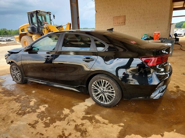 2024 KIA FORTE GT Line