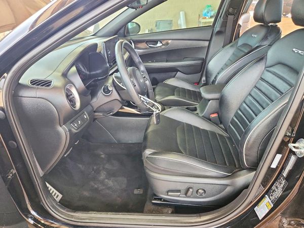 2024 KIA FORTE GT Line