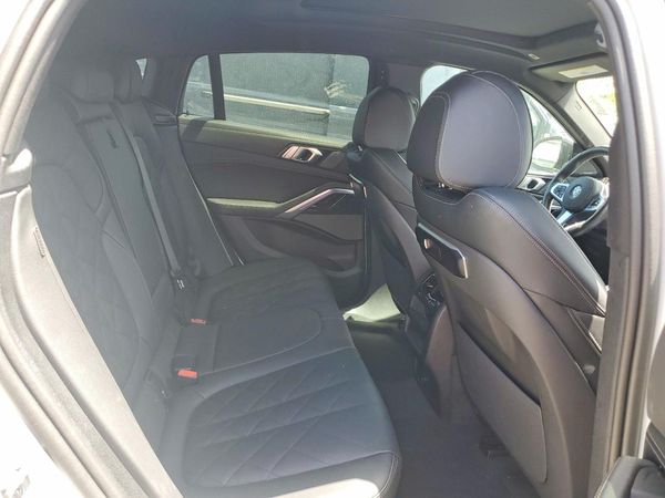 2025 BMW X6