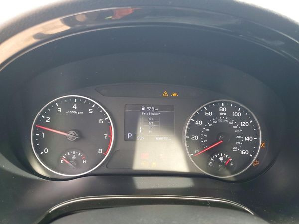 2021 KIA SELTOS EX