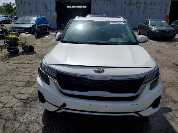2021 KIA SELTOS EX