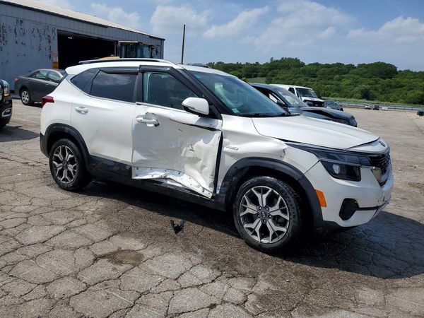 2021 KIA SELTOS EX