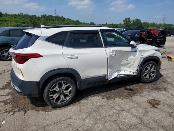 2021 KIA SELTOS EX