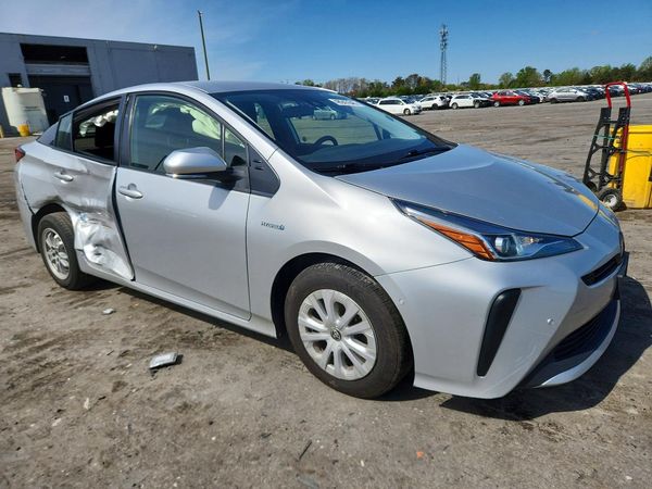 2021 TOYOTA PRIUS
