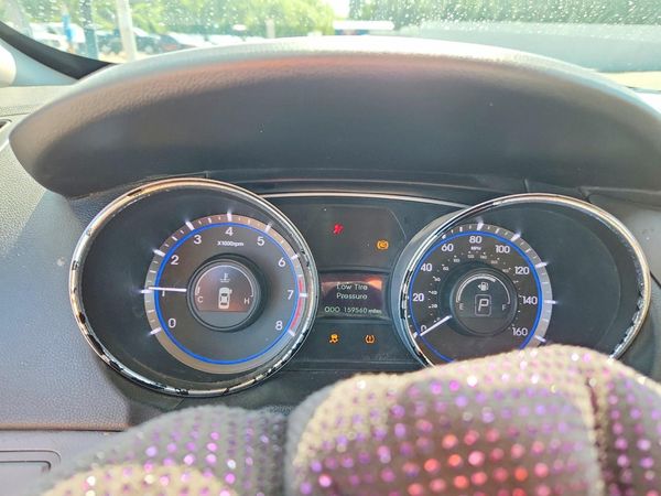 2014 HYUNDAI SONATA