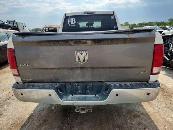 2015 RAM 1500 ST