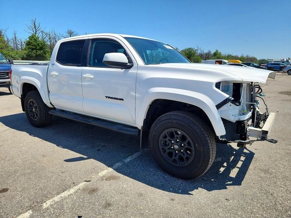 2020 TOYOTA TACOMA SR5
