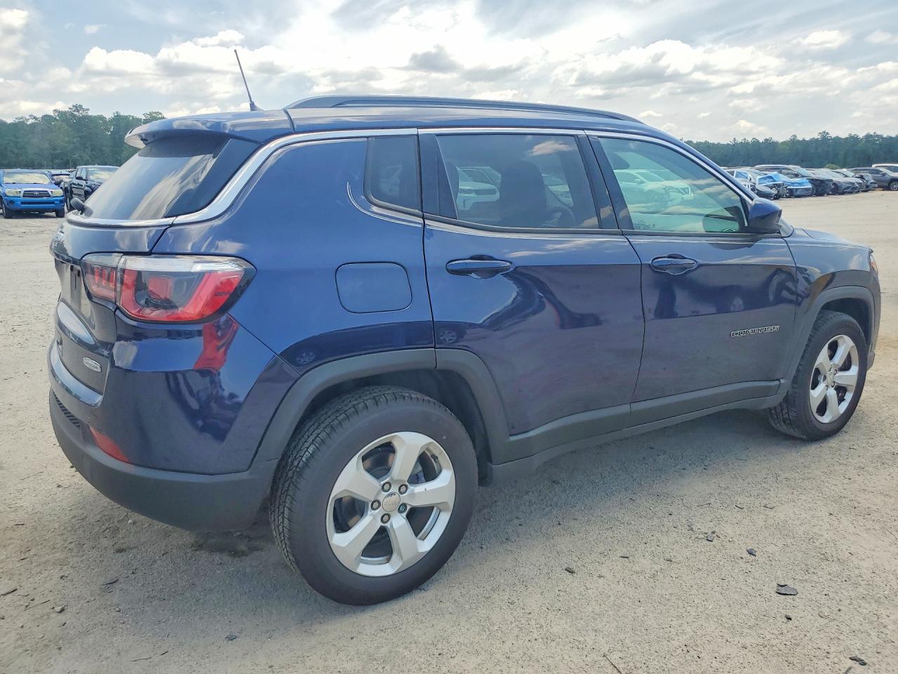 2018 JEEP COMPASS LATITUDE 4X2