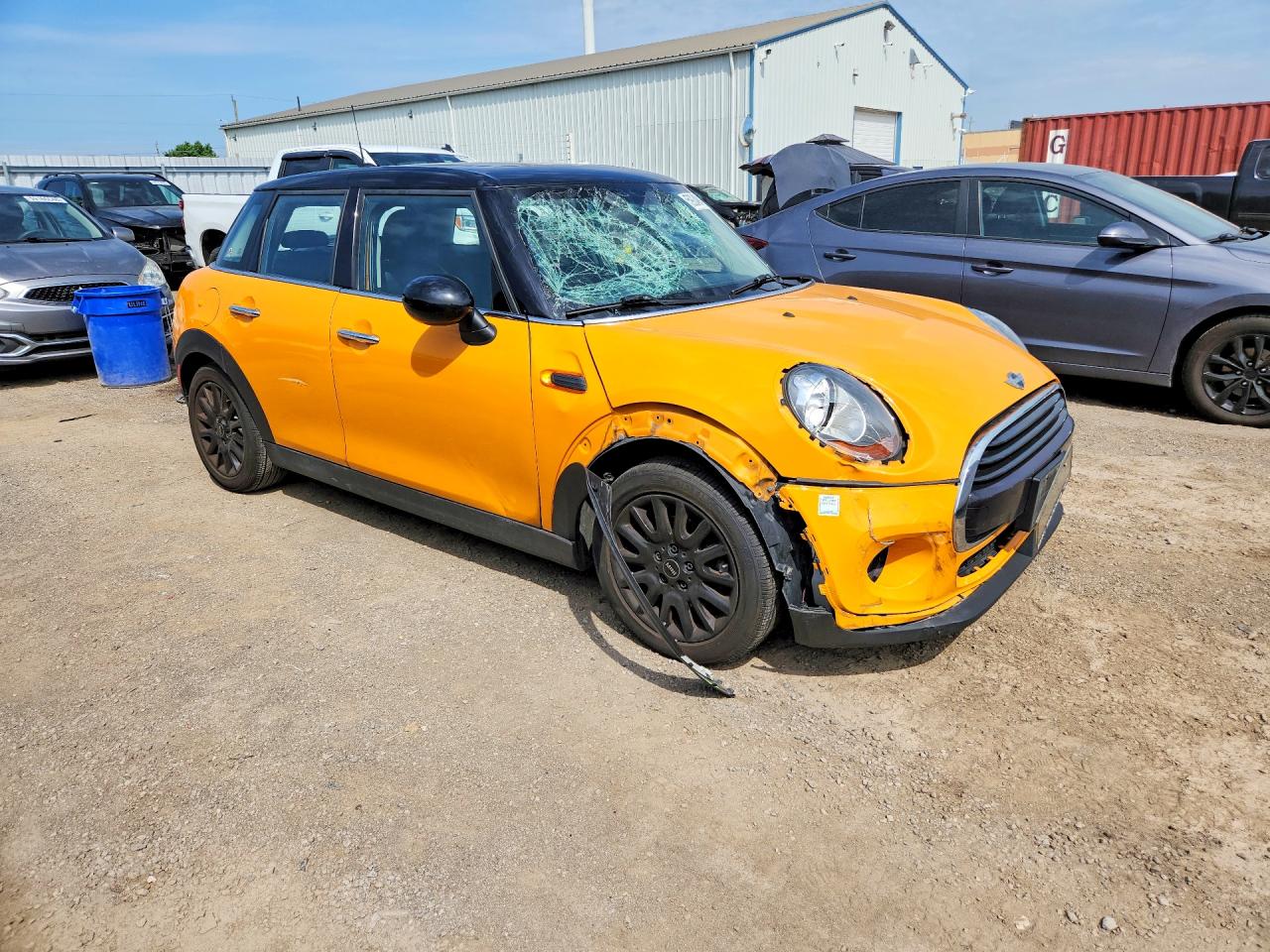 2017 MINI COOPER