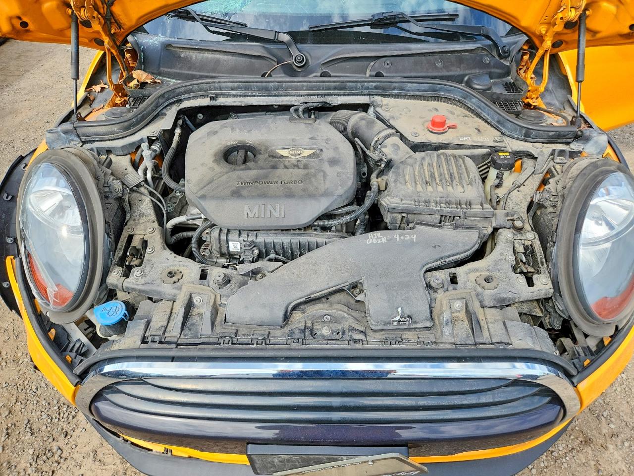 2017 MINI COOPER
