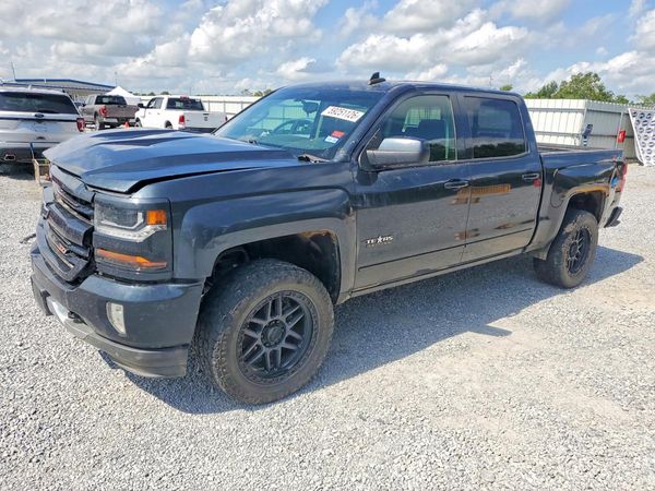2018 CHEVROLET SILVERADO — DSFA — Front 3/4