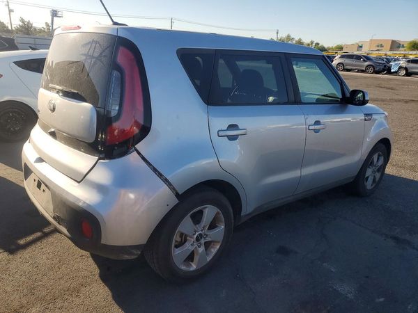 2019 KIA SOUL 4D Base
