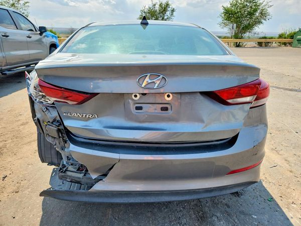 2018 HYUNDAI ELANTRA