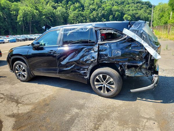 2026 TOYOTA HIGHLANDER