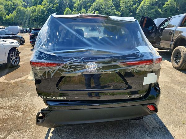 2026 TOYOTA HIGHLANDER