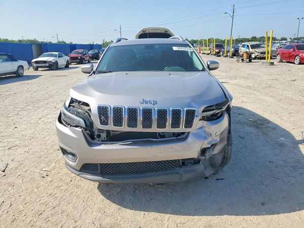 2019 JEEP CHEROKEE LATITUDE 4X4
