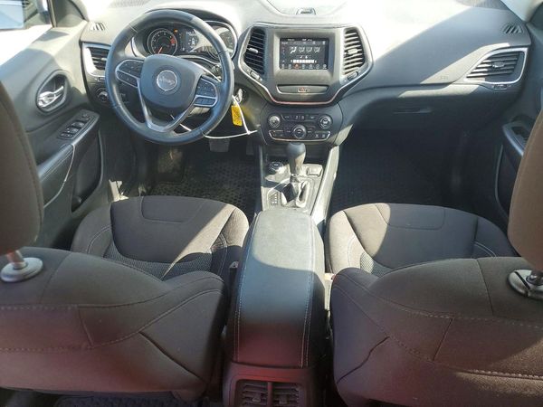 2019 JEEP CHEROKEE LATITUDE 4X4