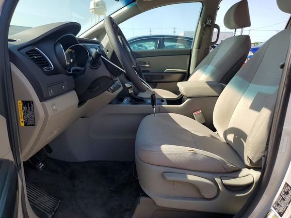 2018 KIA SEDONA L