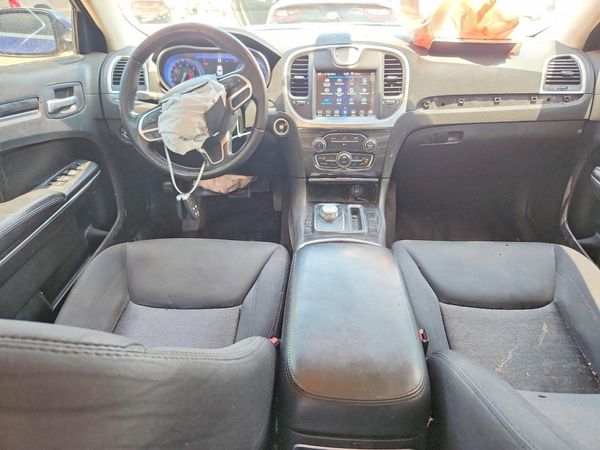 2018 CHRYSLER 300