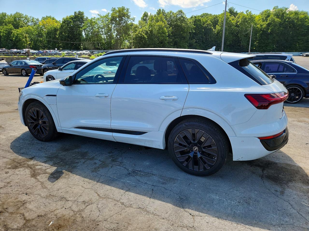 2024 AUDI Q8 E-TRON