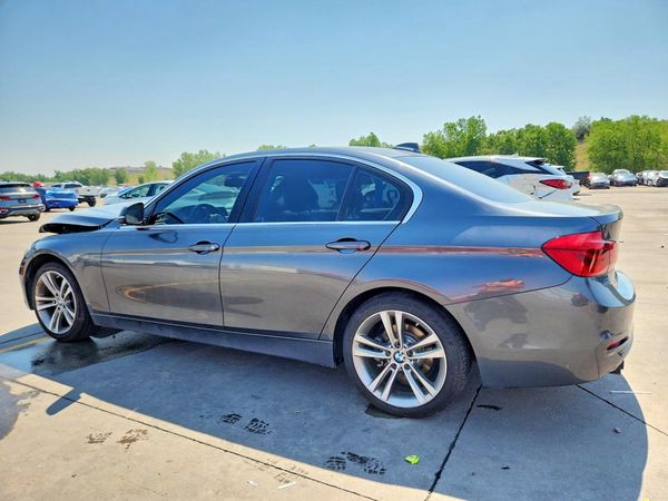 2018 BMW 330