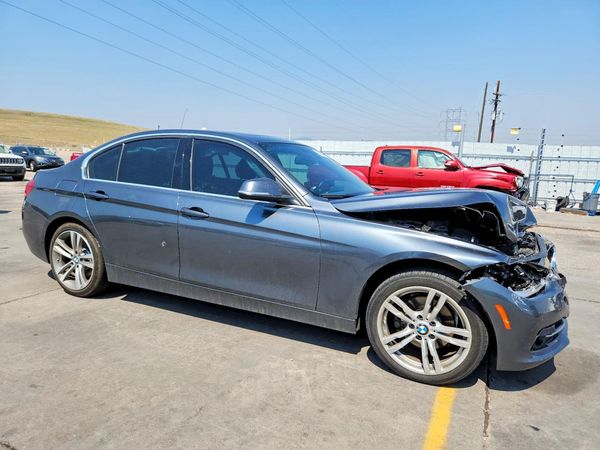 2018 BMW 330