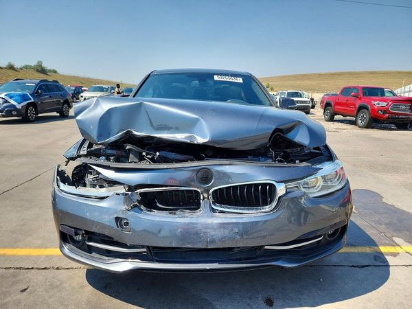 2018 BMW 330