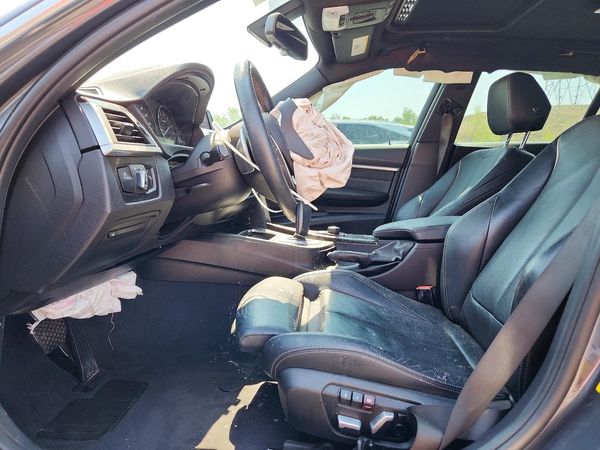 2018 BMW 330
