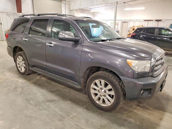 2013 TOYOTA SEQUOIA Platinum