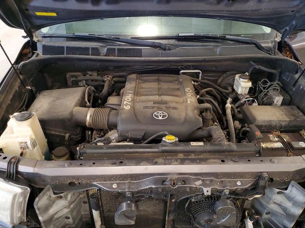 2013 TOYOTA SEQUOIA Platinum