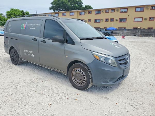 2016 MERCEDES-BENZ METRIS