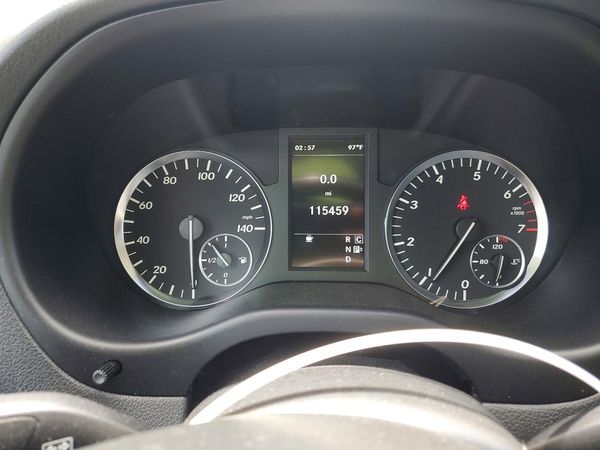 2016 MERCEDES-BENZ METRIS