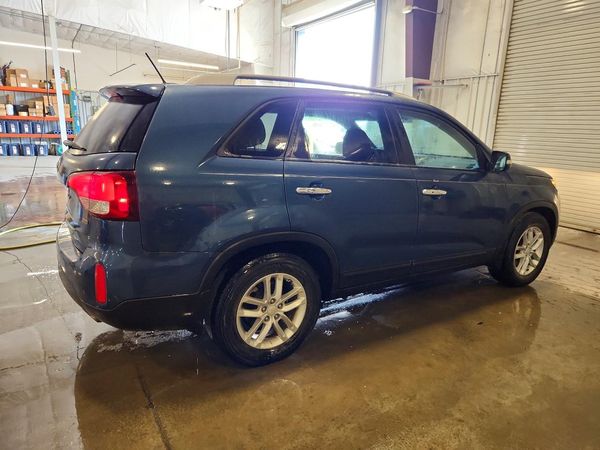 2014 KIA SORENTO Base/ LX