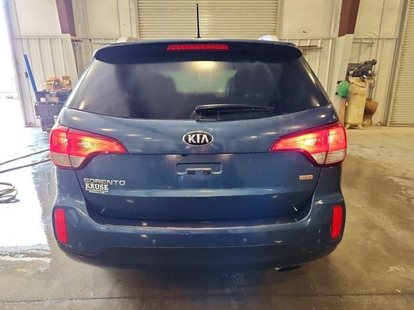 2014 KIA SORENTO Base/ LX