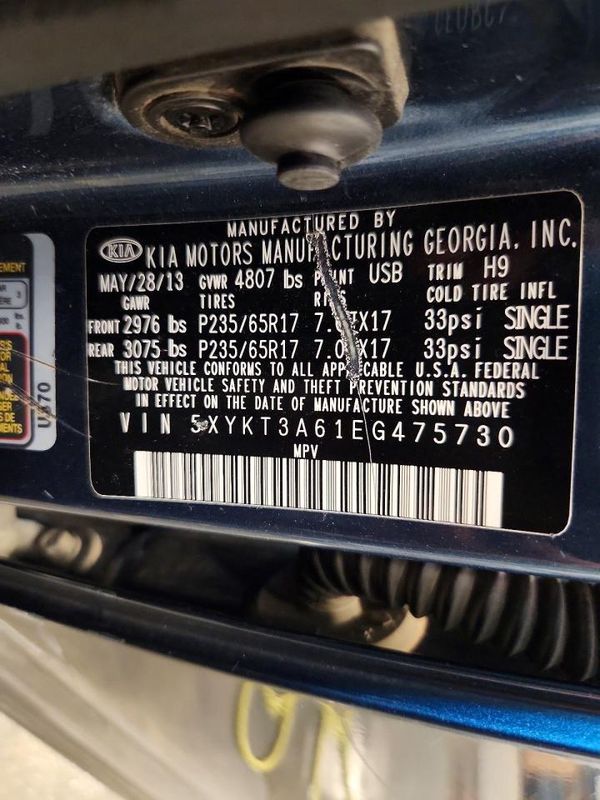 2014 KIA SORENTO Base/ LX