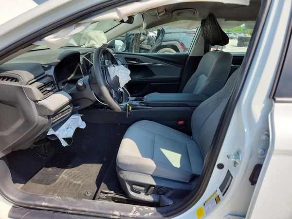 2025 TOYOTA CAMRY — DENT