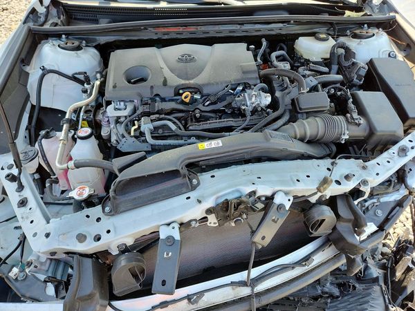 2025 TOYOTA CAMRY — Engine bay