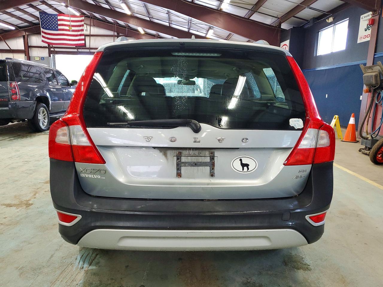 2008 VOLVO XC70