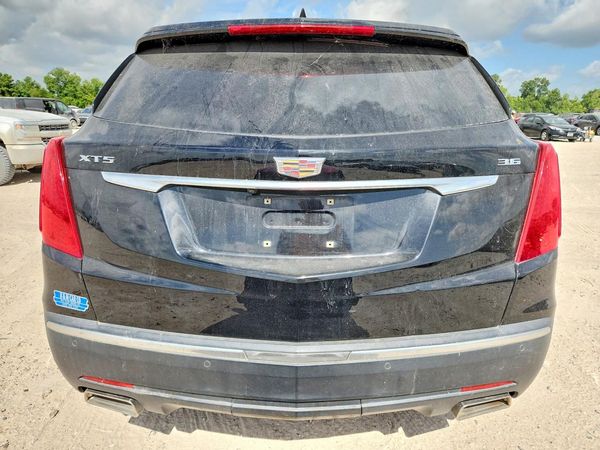 2017 CADILLAC XT5 Base