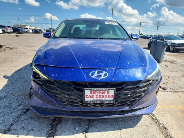 2021 HYUNDAI ELANTRA SE