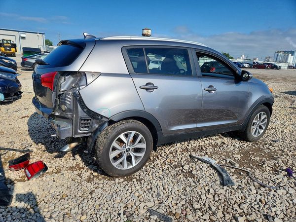 2015 KIA SPORTAGE GL - Middle-low