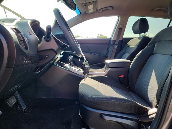 2015 KIA SPORTAGE GL - Middle-low
