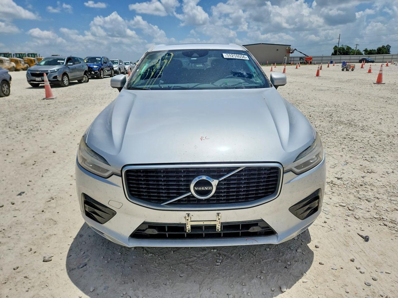 2018 VOLVO XC60 R-Design
