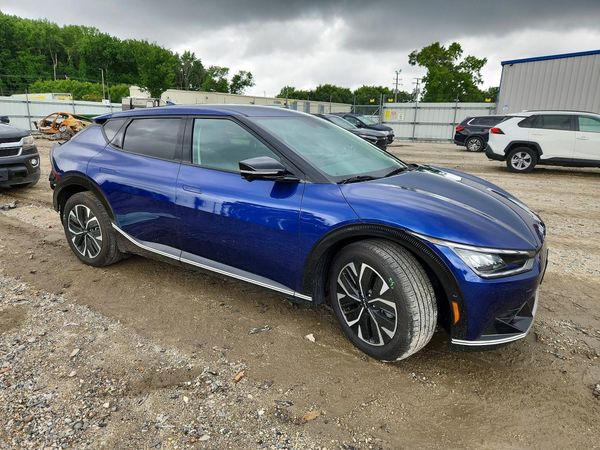 2024 KIA EV6