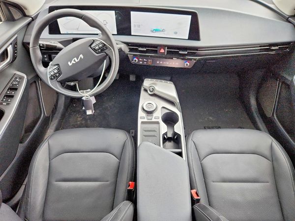 2024 KIA EV6