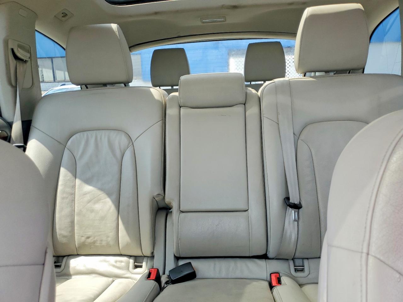2012 AUDI Q7 Premium Plus