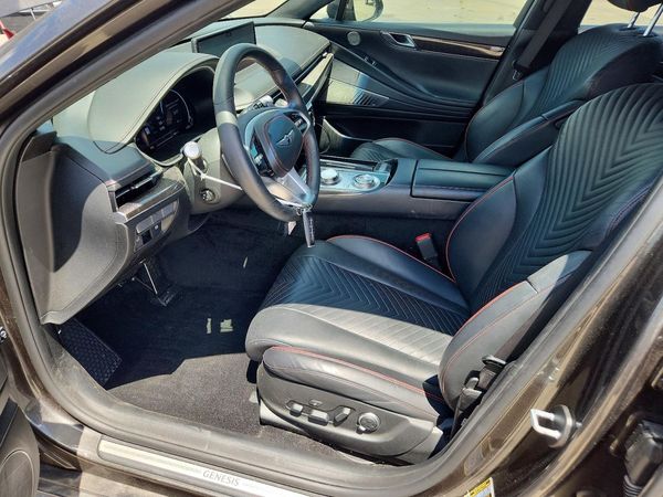 2024 GENESIS G80