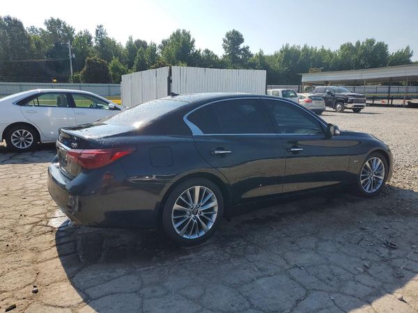 2018 INFINITI Q50