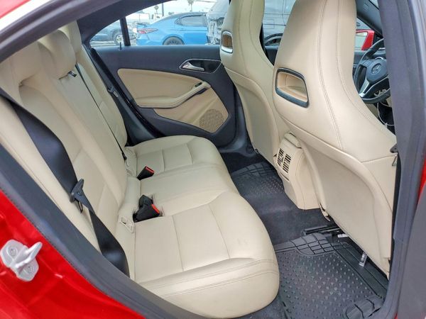 2014 MERCEDES-BENZ CLA CLA250 4MATIC