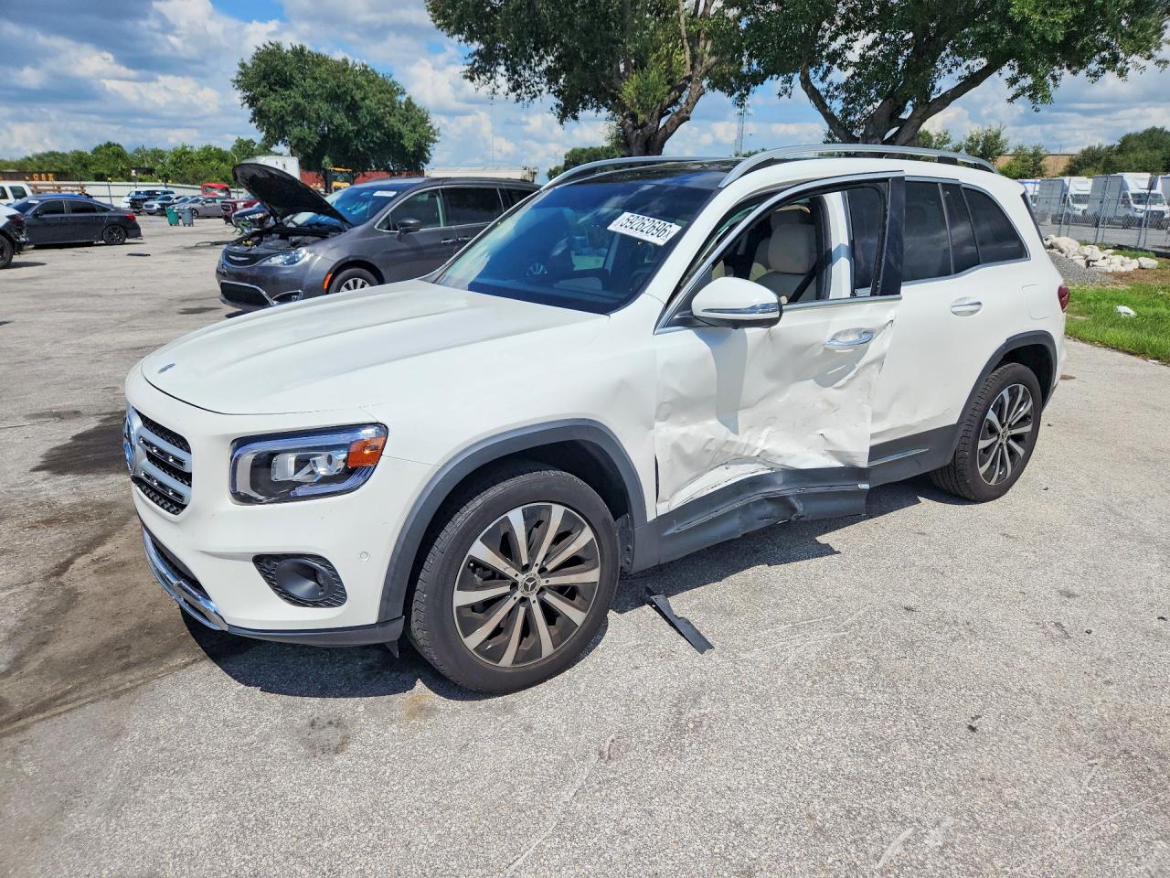 2022 MERCEDES-BENZ GLB